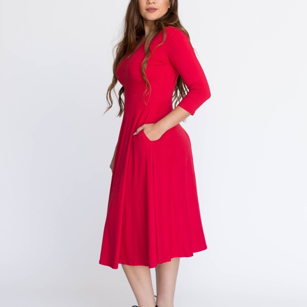 Red Curie Dress- Midi - Picture 2 of 3